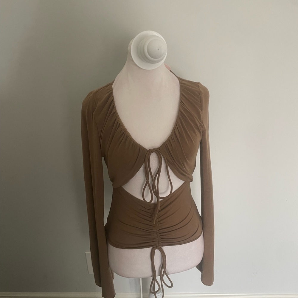 hazel boutique cut out top